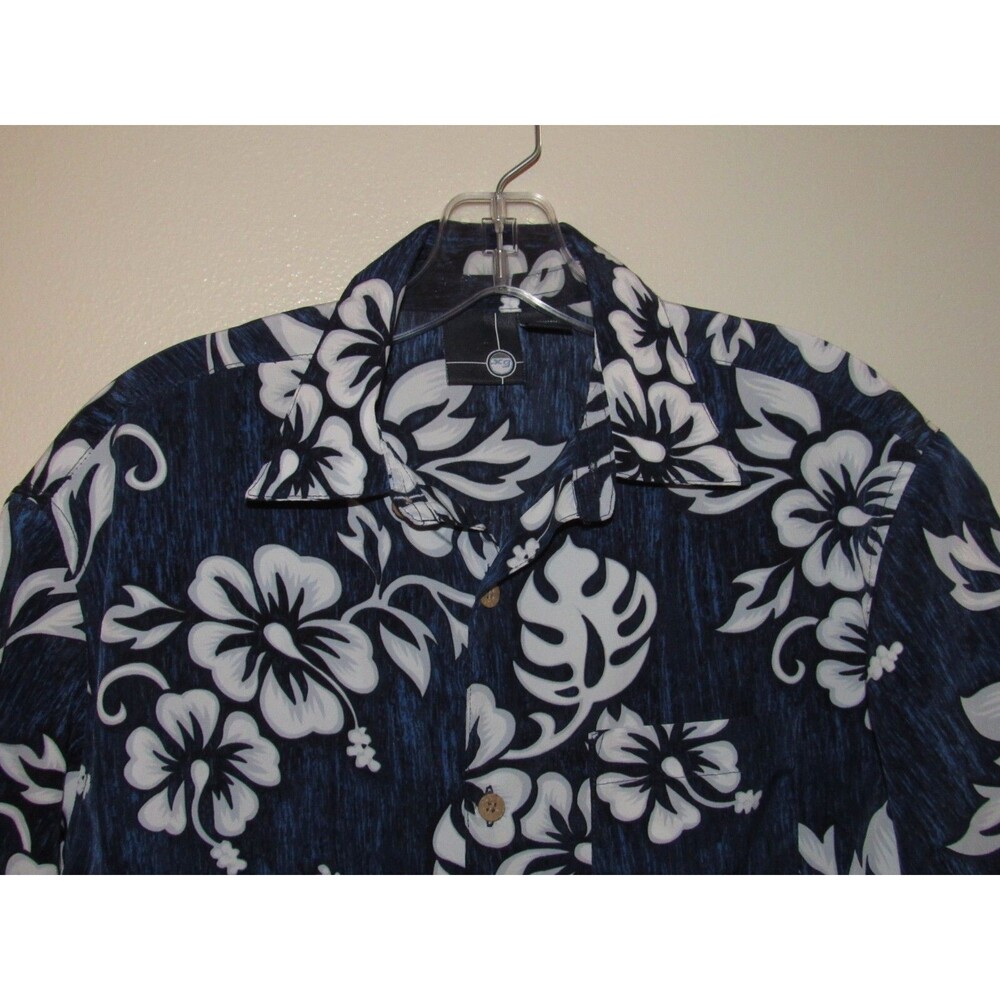 XG Island Men's Medium Shirt Tropic Blue Hawaiian Floral Vacation Button Up